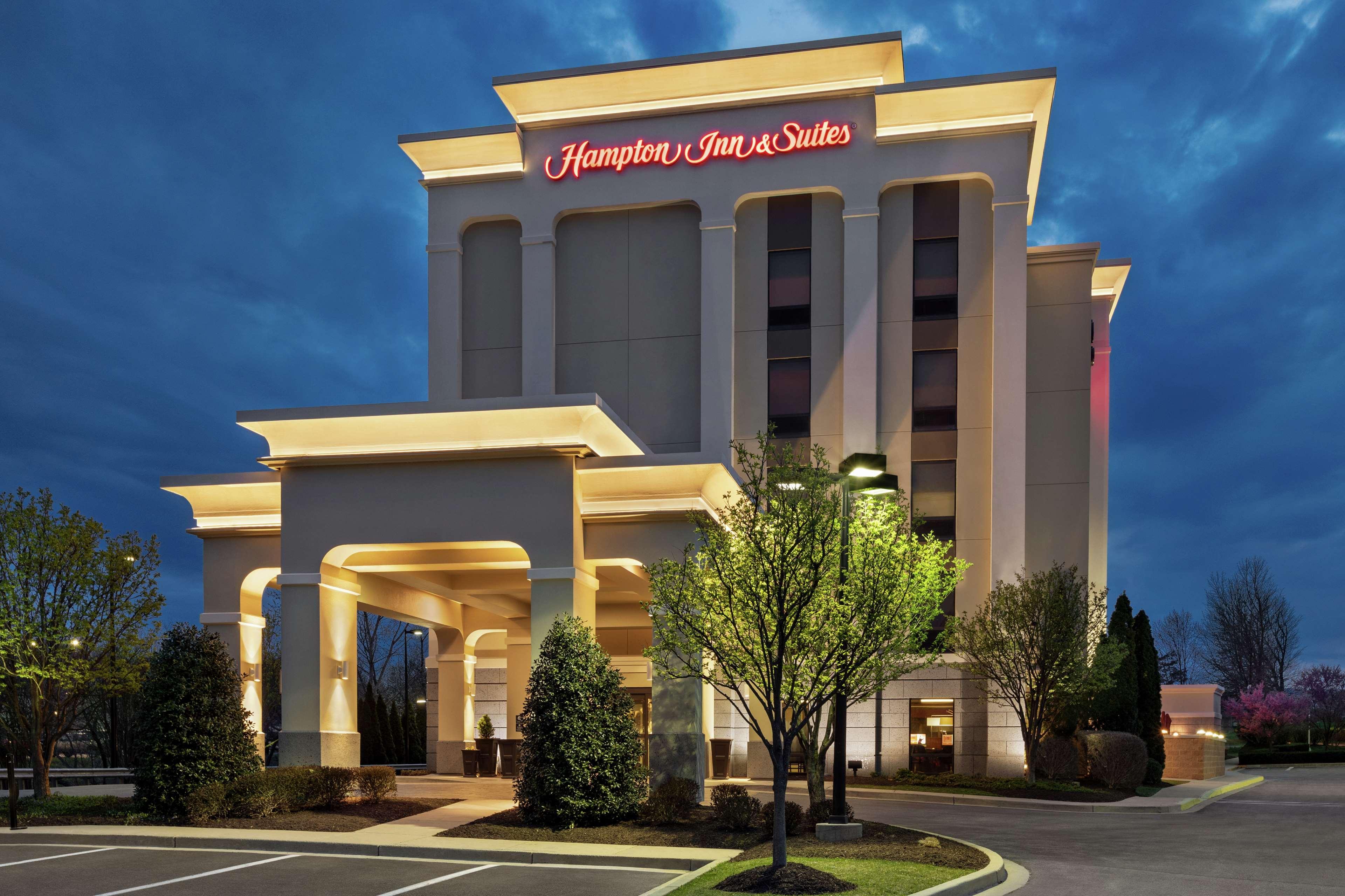 Hampton Inn & Suites Frederick/Fort Detrick Ngoại thất bức ảnh